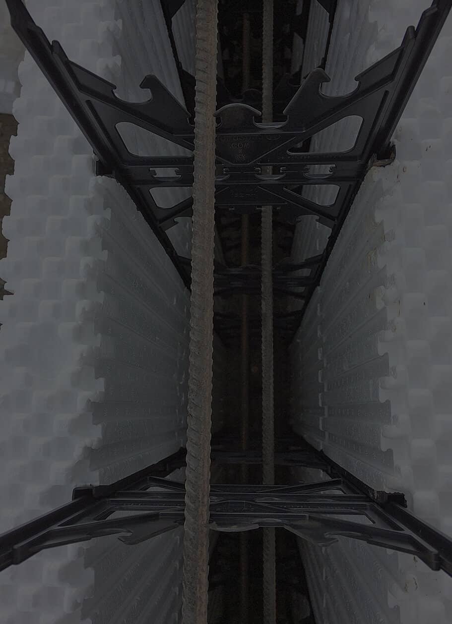 Les Coffrages Isoalants.com à Granby offrent des produits de qualité tels que les produits IntegraSpec® dans le domaine du coffrage isolant afin de vous offrir un service de coffrage de qualité